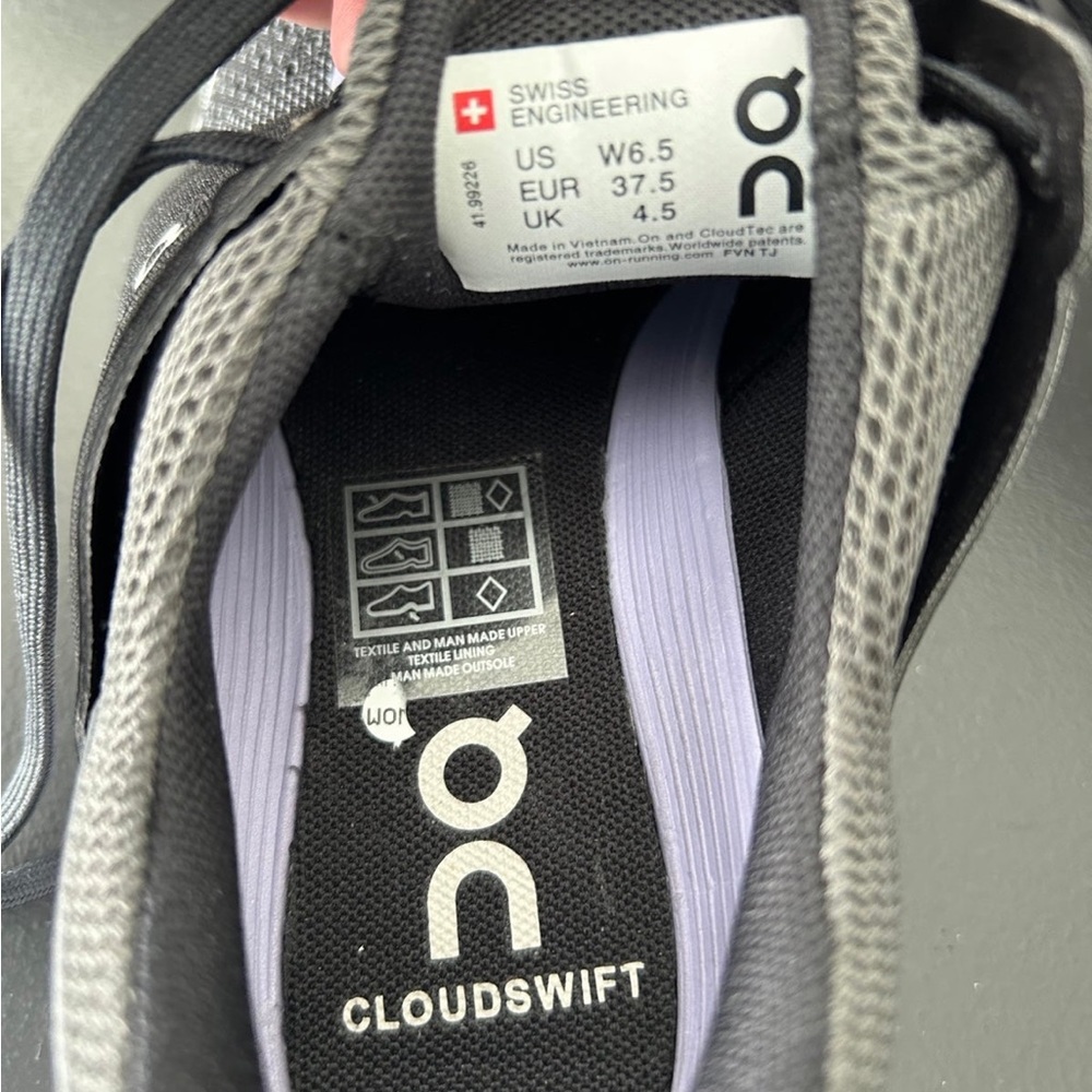 🔥NEW🔥WOMEN'S CLOUDSWIFT- MAGNET & LAVENDER ON RUNNING - Picture 6 of 9